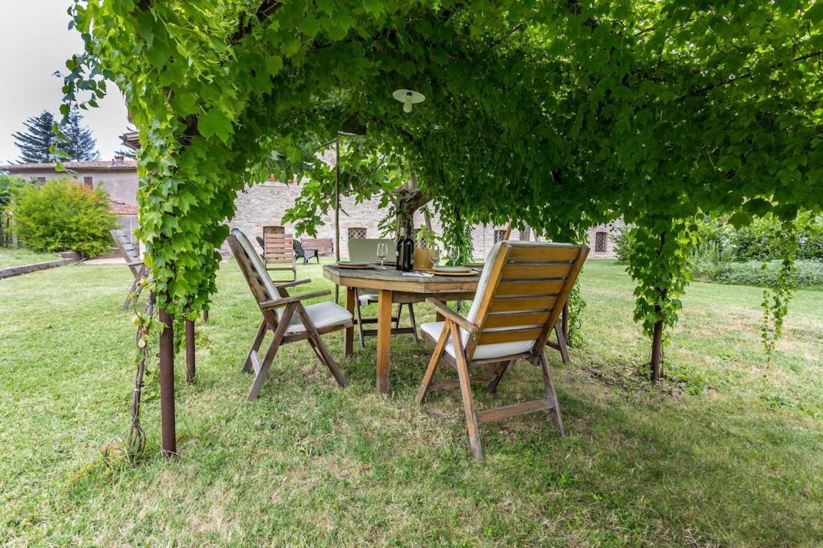 Casa Ridente Nella Valle Del Menotre Con Giardino Pale ภายนอก รูปภาพ